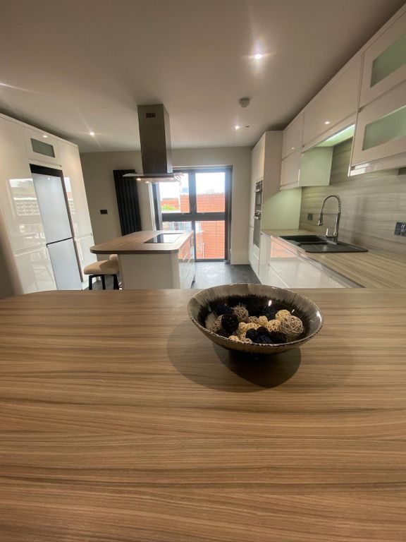 Property photo 2 of 39 1
