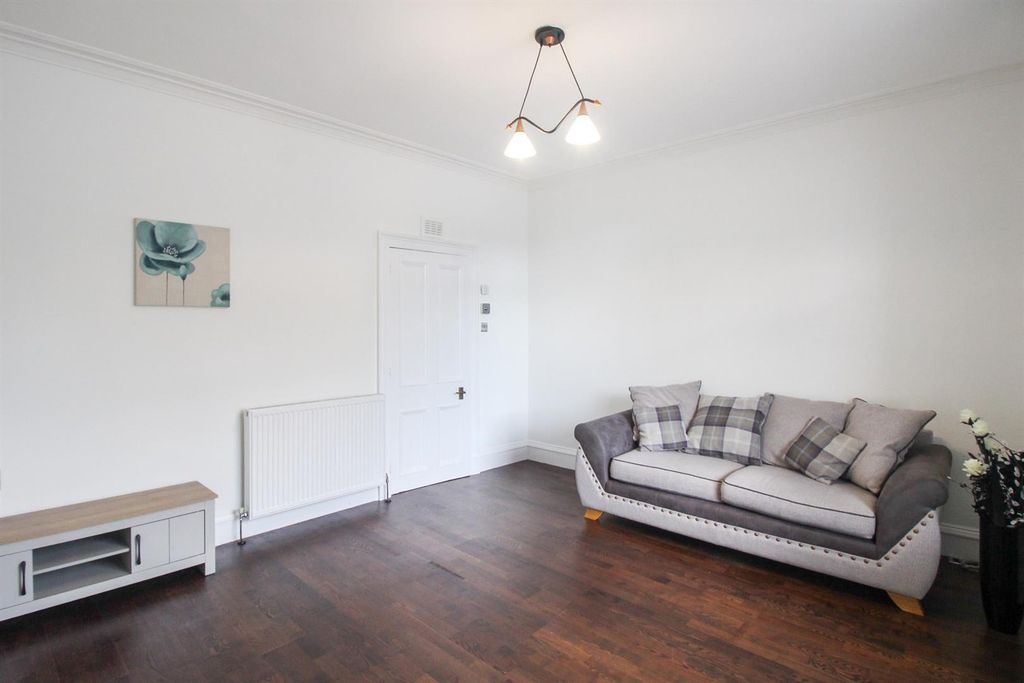 Property photo 2 of 12 02- Lounge 1B.Jpg