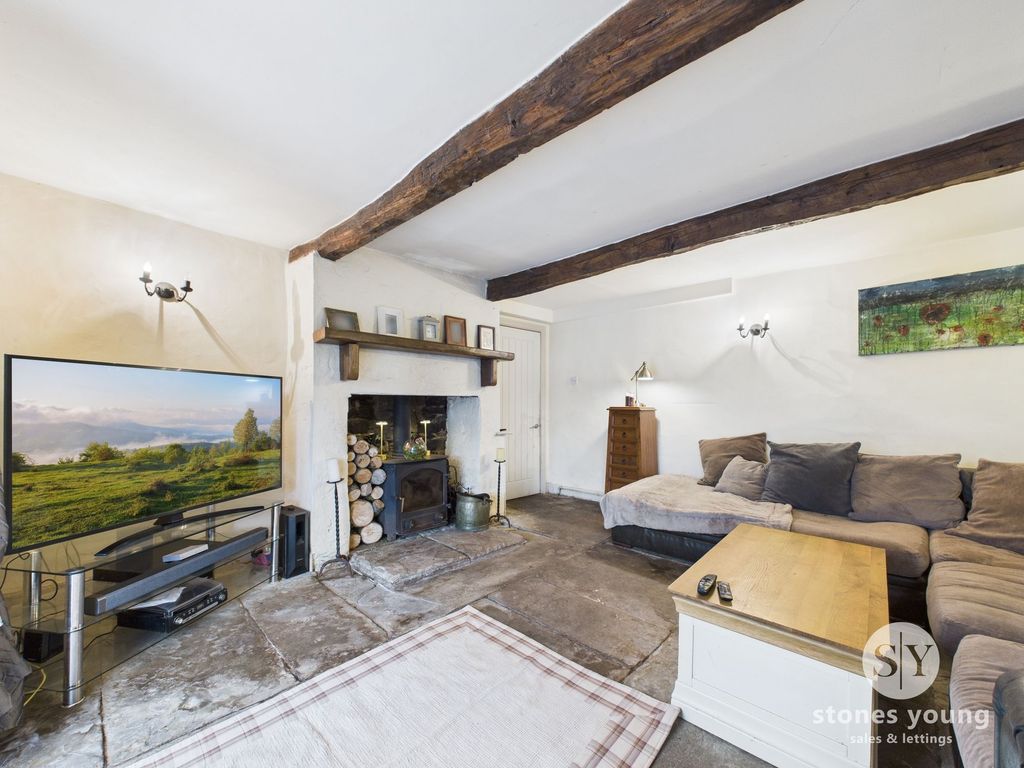 Property photo 3 of 28