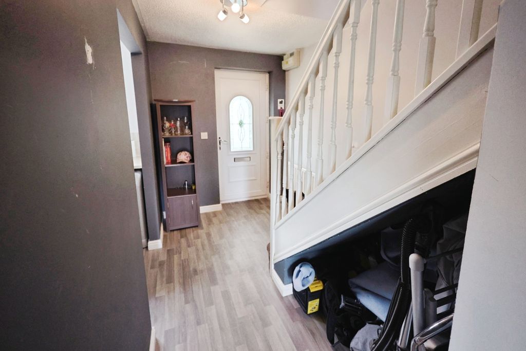 Property photo 2 of 15 Pbox-Img.Jpg