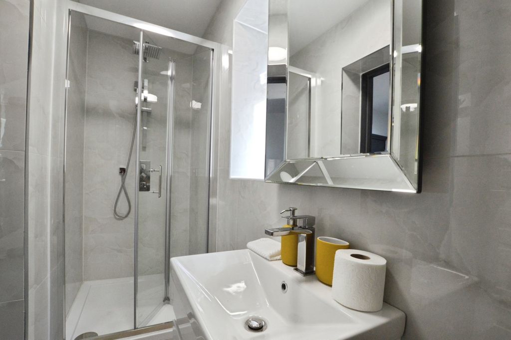 Property photo 2 of 15 Pbox-Img.Jpg