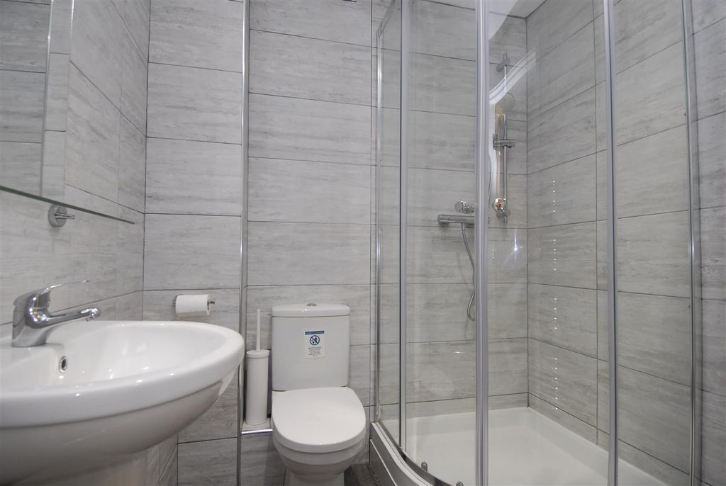 Property photo 3 of 5 Belgravemanorf10004.Jpg