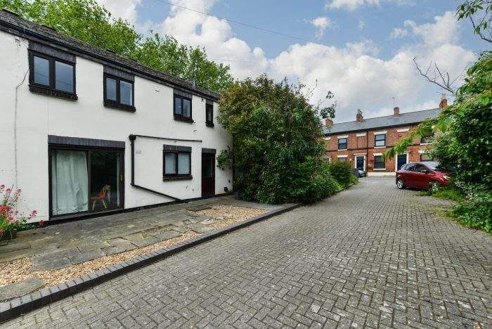 Property photo 2 of 14