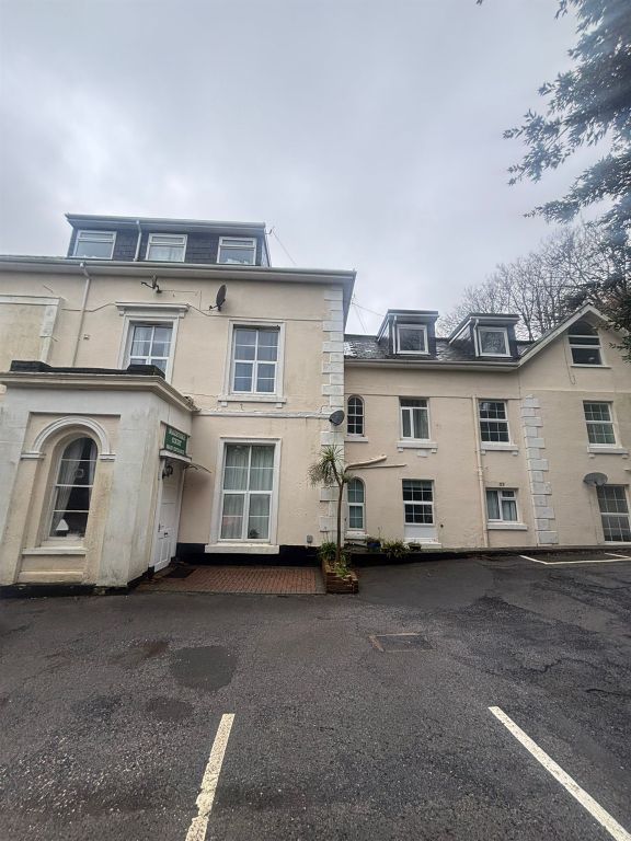 Property photo 1 of 4