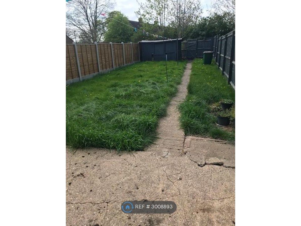Property photo 3 of 5