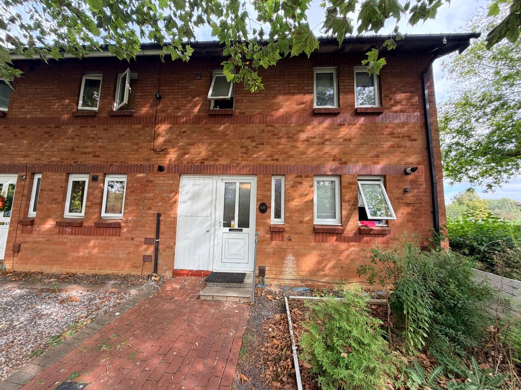 Property photo 1 of 11 Front