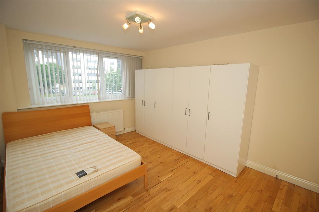 Property photo 2 of 7 Img_1547.Jpg