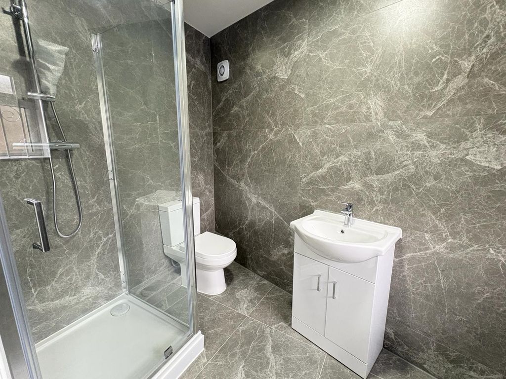 Property photo 3 of 3