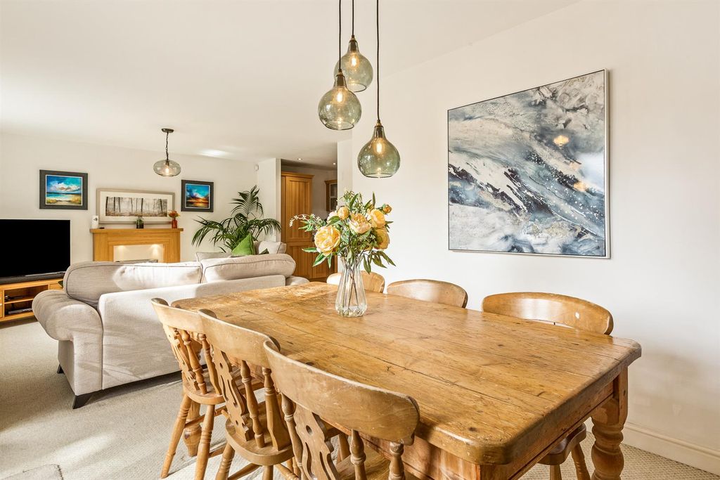 Property photo 3 of 21 Image 04.Jpg