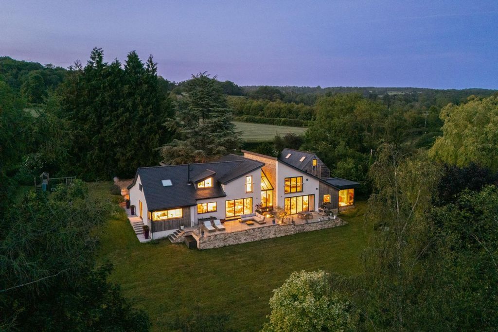 Property photo 1 of 22