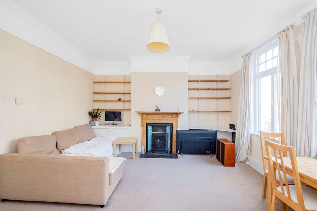 Property photo 2 of 5