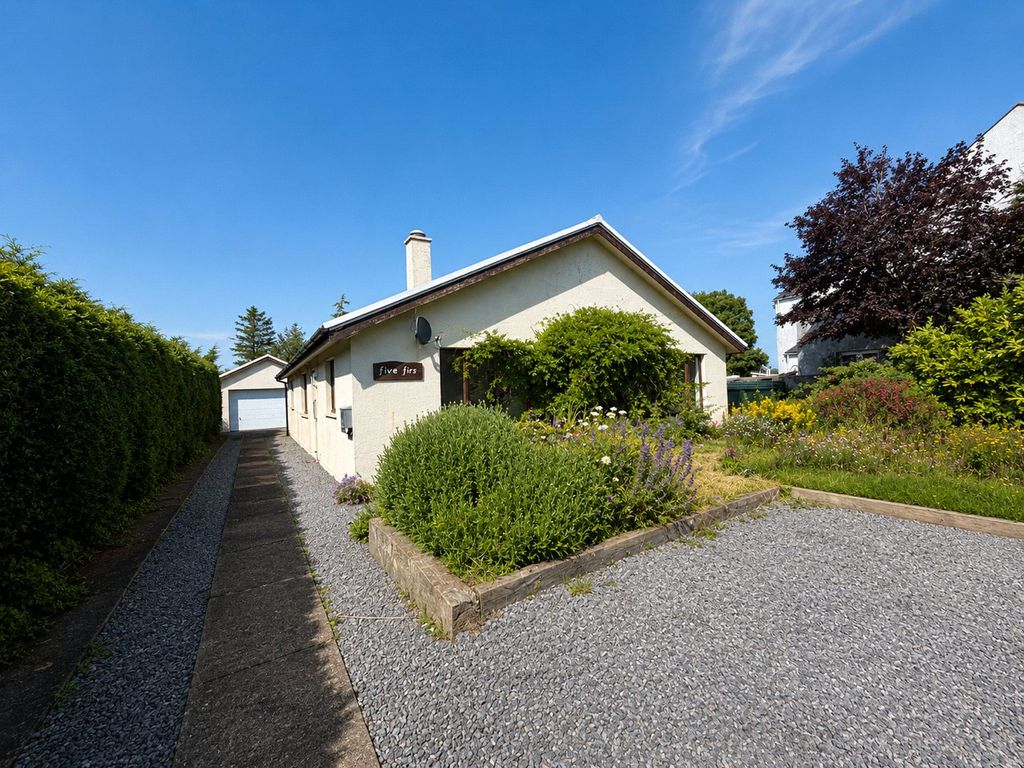 Property photo 2 of 25 Picture No. 19