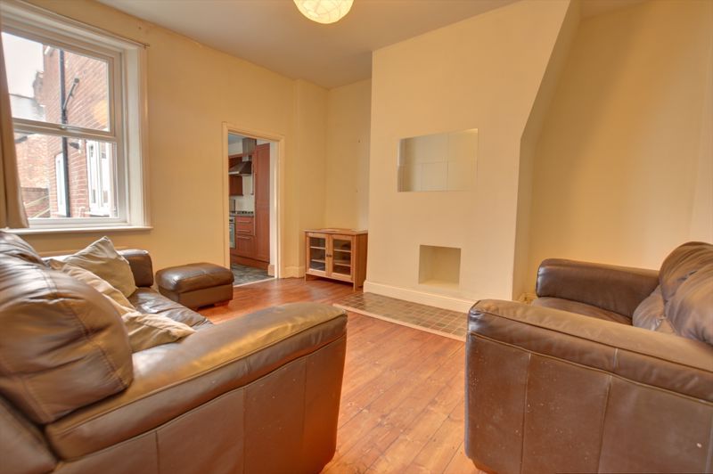 Property photo 2 of 7 Photo 6