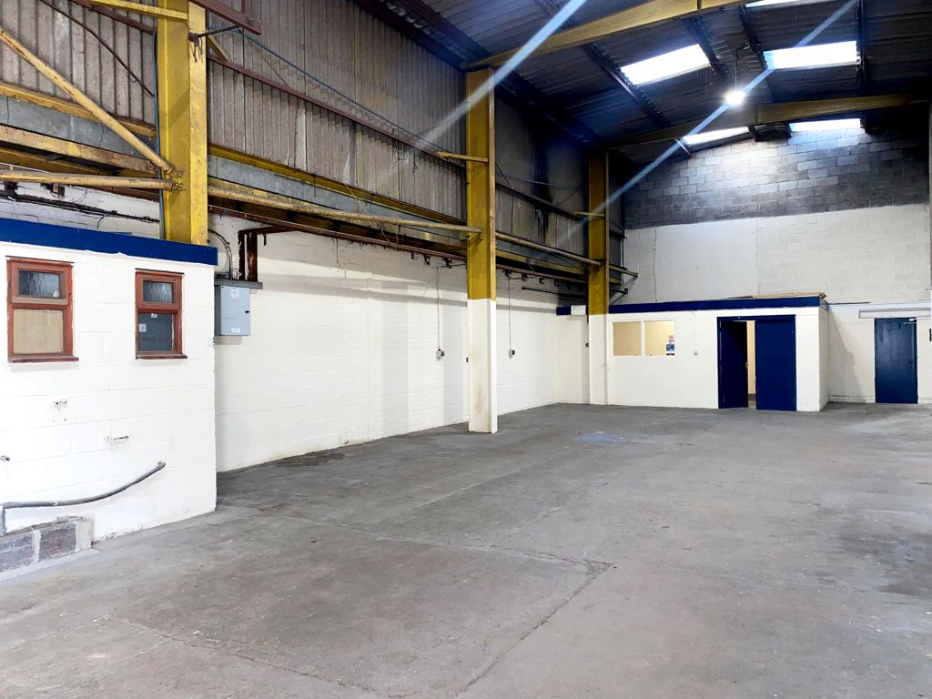 Property photo 2 of 8 Photo 3