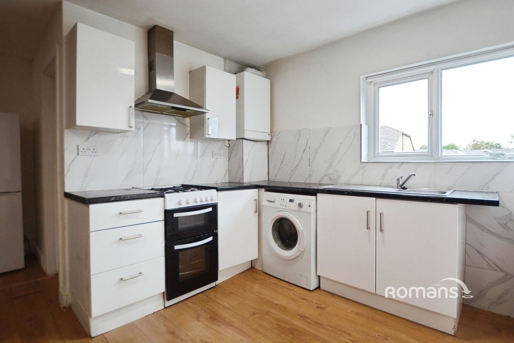 Property photo 3 of 6 Pbox-Img.Jpg