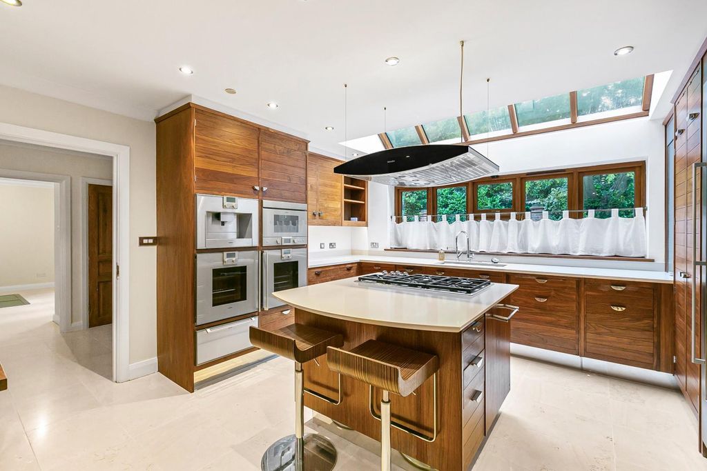 Property photo 3 of 31 60_19641.Jpg