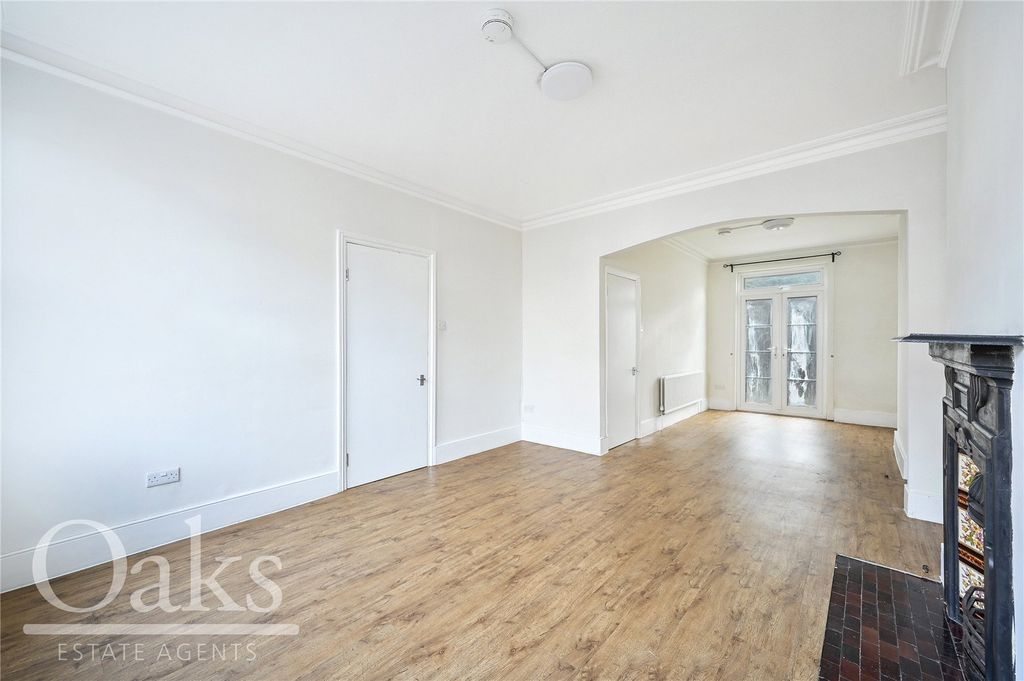 Property photo 3 of 12 Picture No. 19