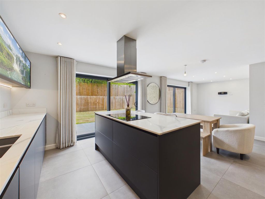 Property photo 3 of 20 Open Plan Living Kitchen
