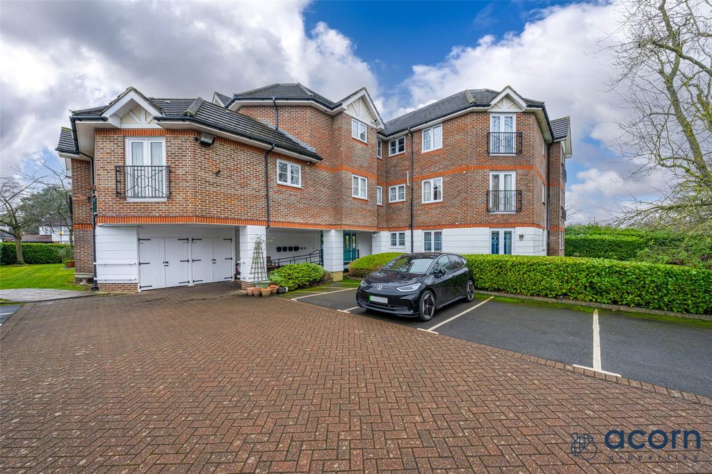Property photo 1 of 16 Picture No. 10