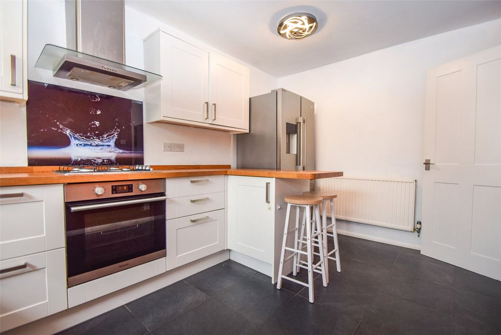 Property photo 2 of 10 Picture No. 04