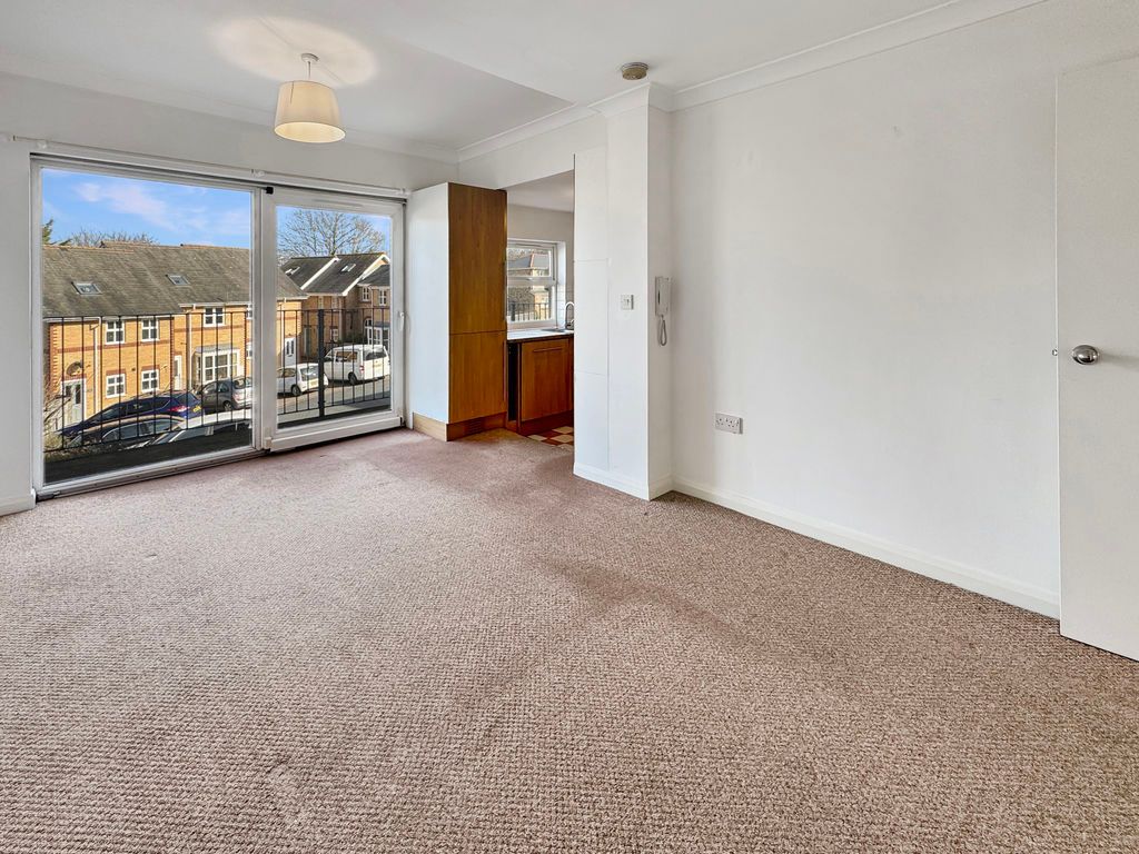 Property photo 2 of 11 Photo 9