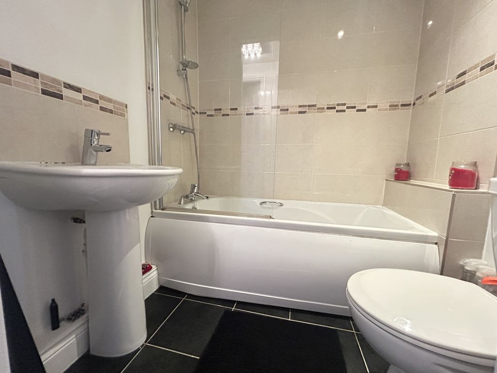 Additional image 8 of 2 bed flat for saleHarvey Avenue, Durham DH1