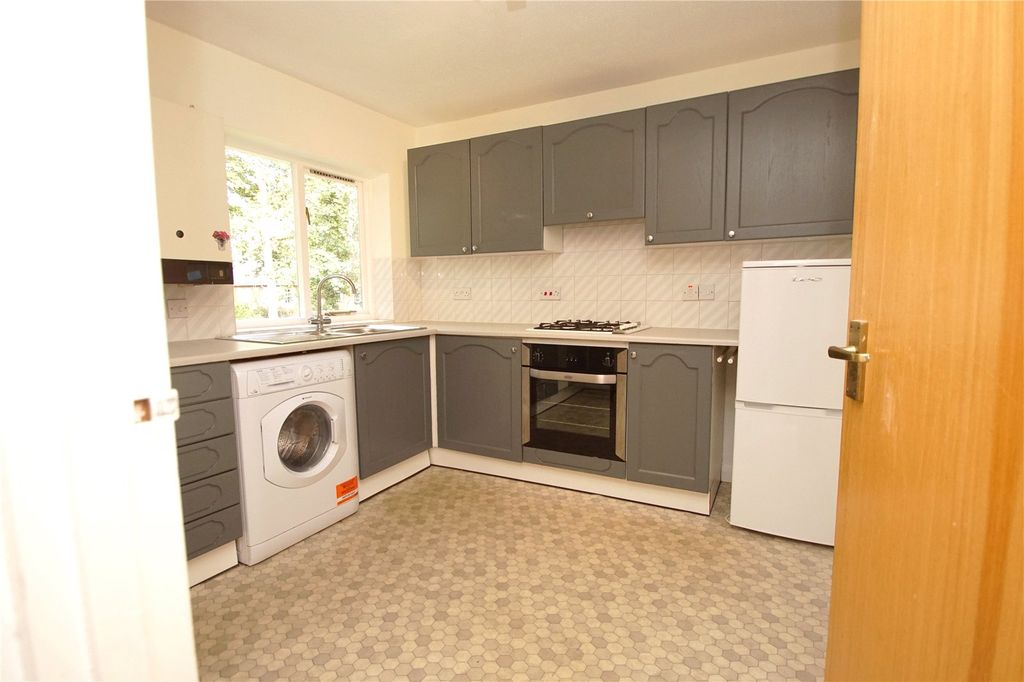 Property photo 2 of 9 Picture No. 19