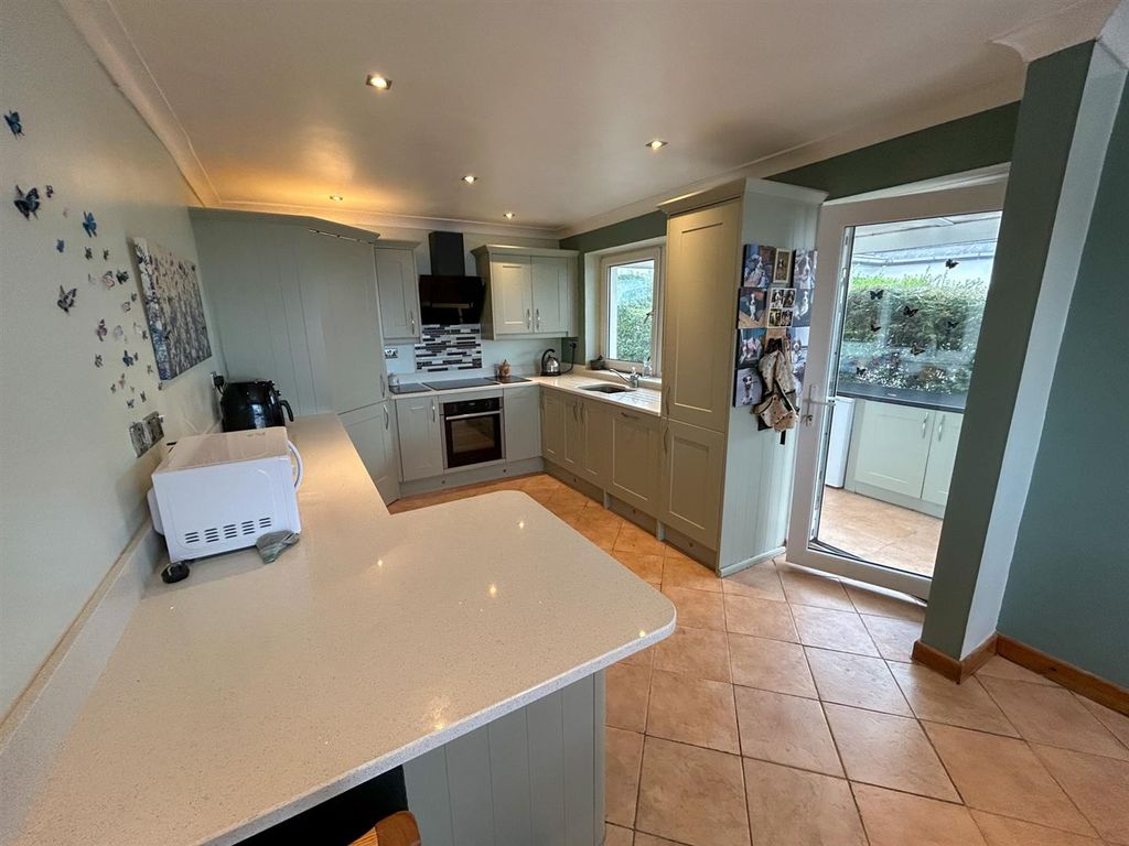 Property photo 3 of 20 Img_9136.Jpg