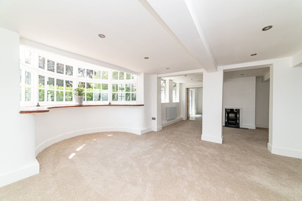 Property photo 3 of 28 Family Room