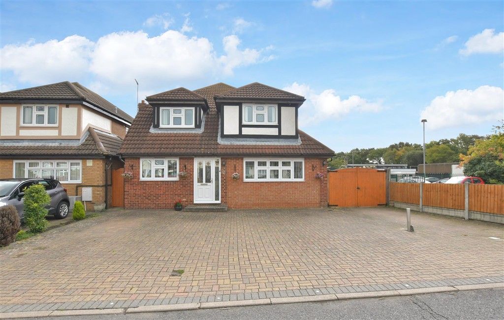 Property photo 1 of 18 External (Web)