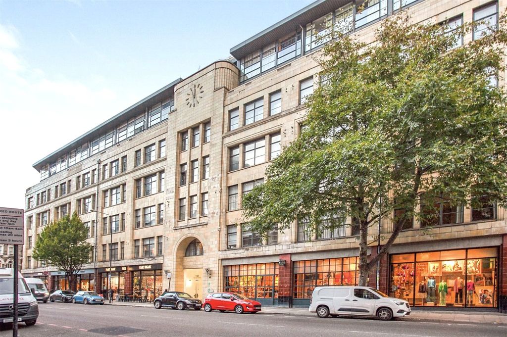 Property photo 1 of 18 External