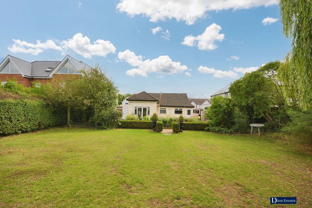 Property photo 3 of 9