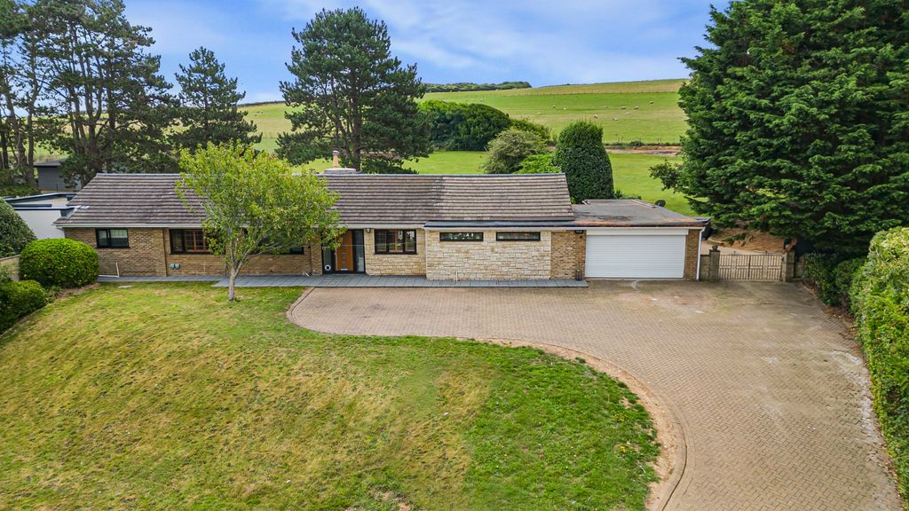 Property photo 1 of 14 Front Elevation