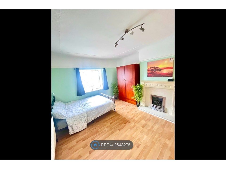 Property photo 1 of 13 Room A