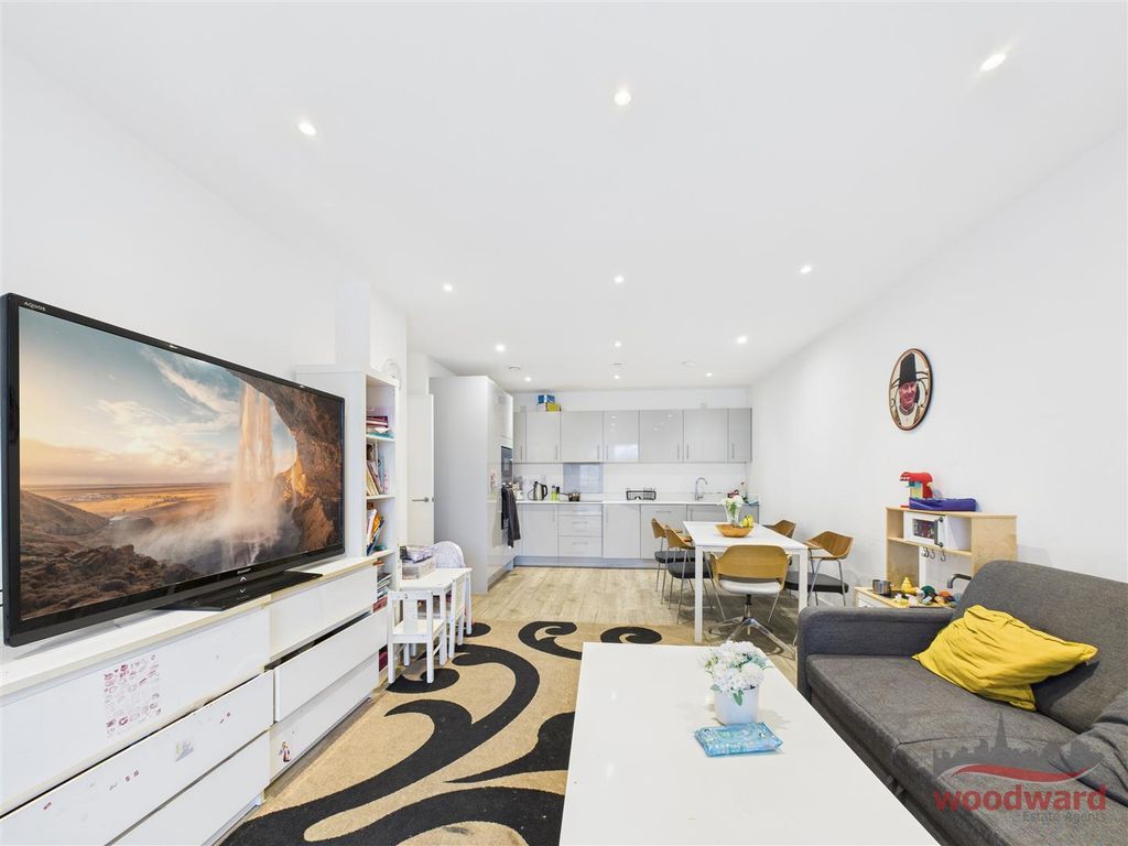 Property photo 2 of 9 Kitchen/Living Area