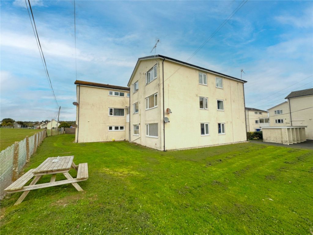 Property photo 2 of 9 Picture No. 05