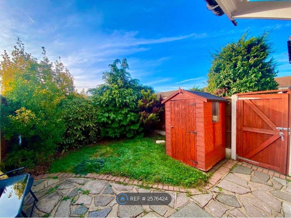 Property photo 2 of 8