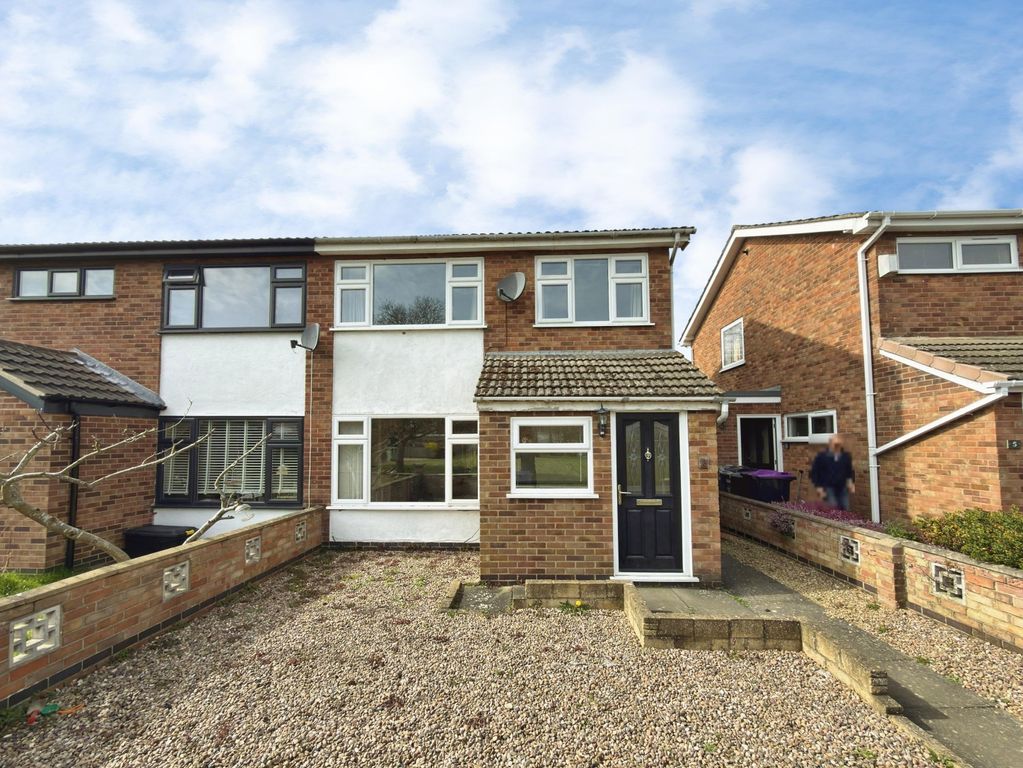 Property photo 1 of 9 Front