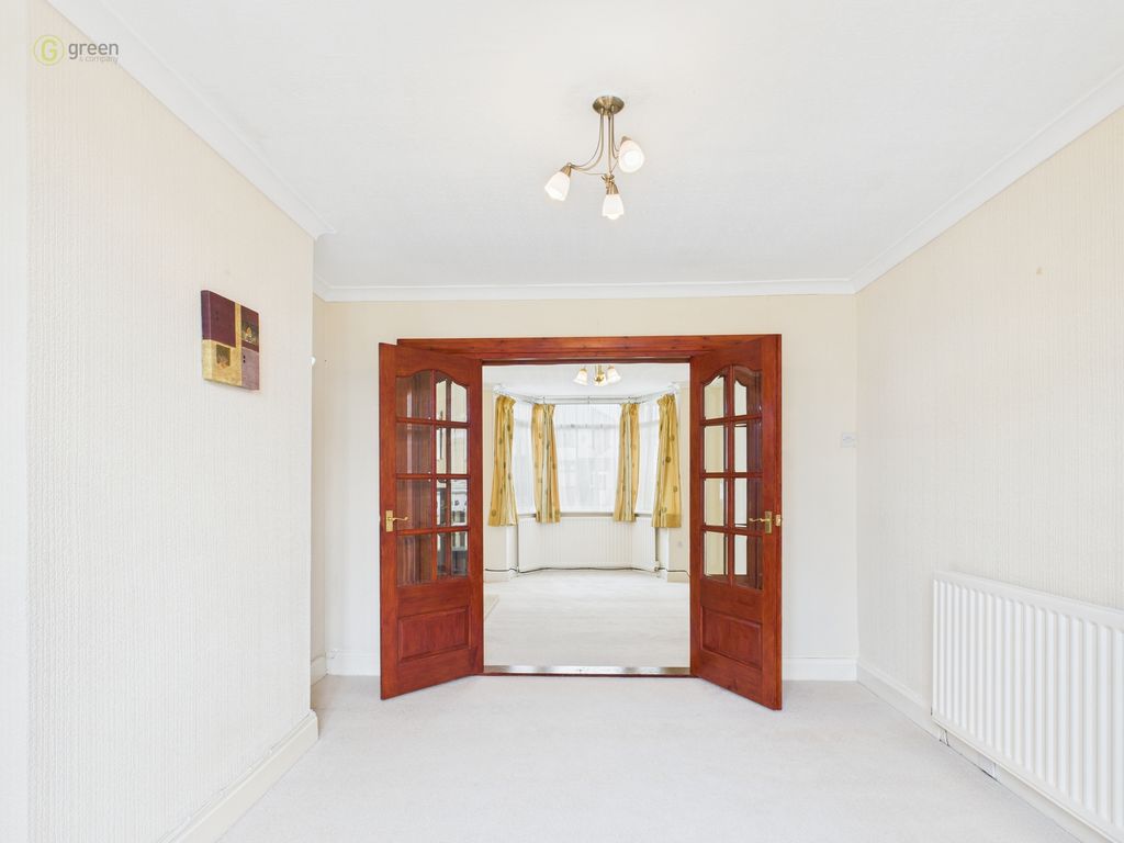 Property photo 3 of 53