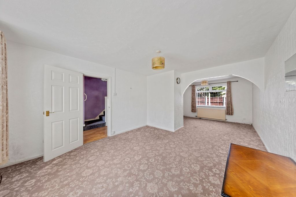Property photo 2 of 22