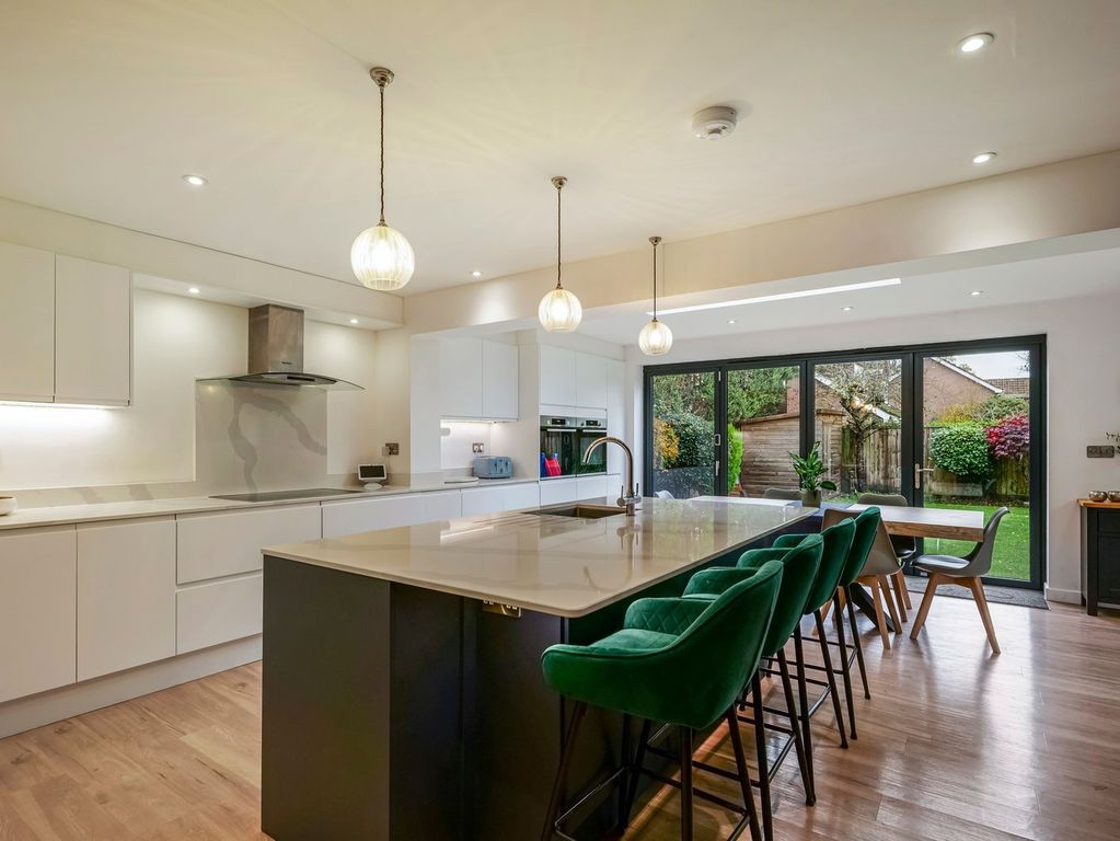 Property photo 3 of 24