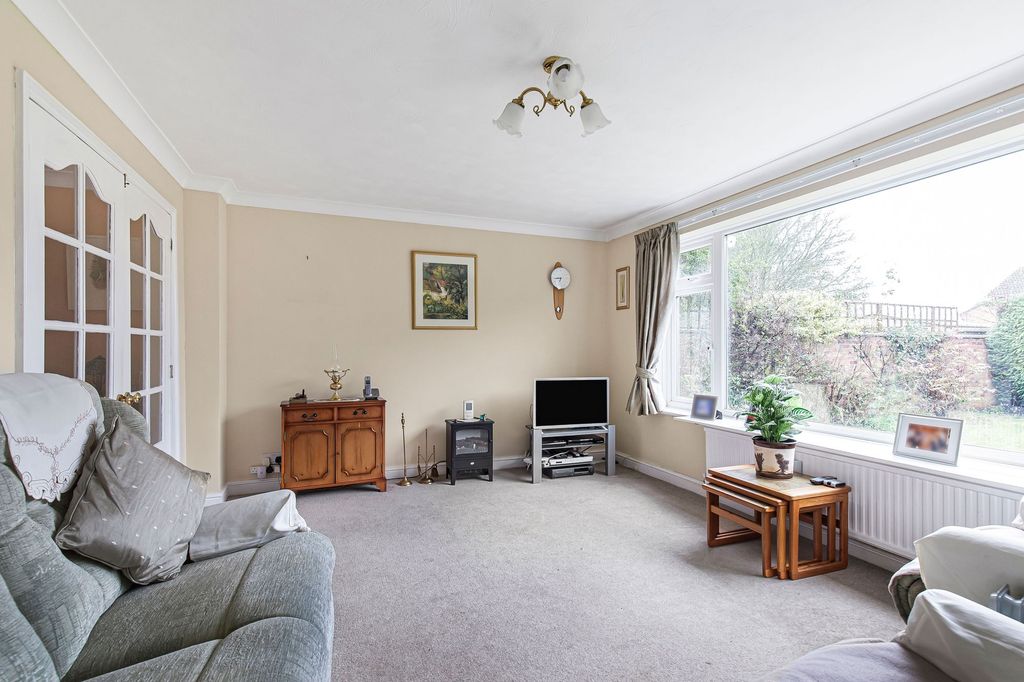 Property photo 3 of 22