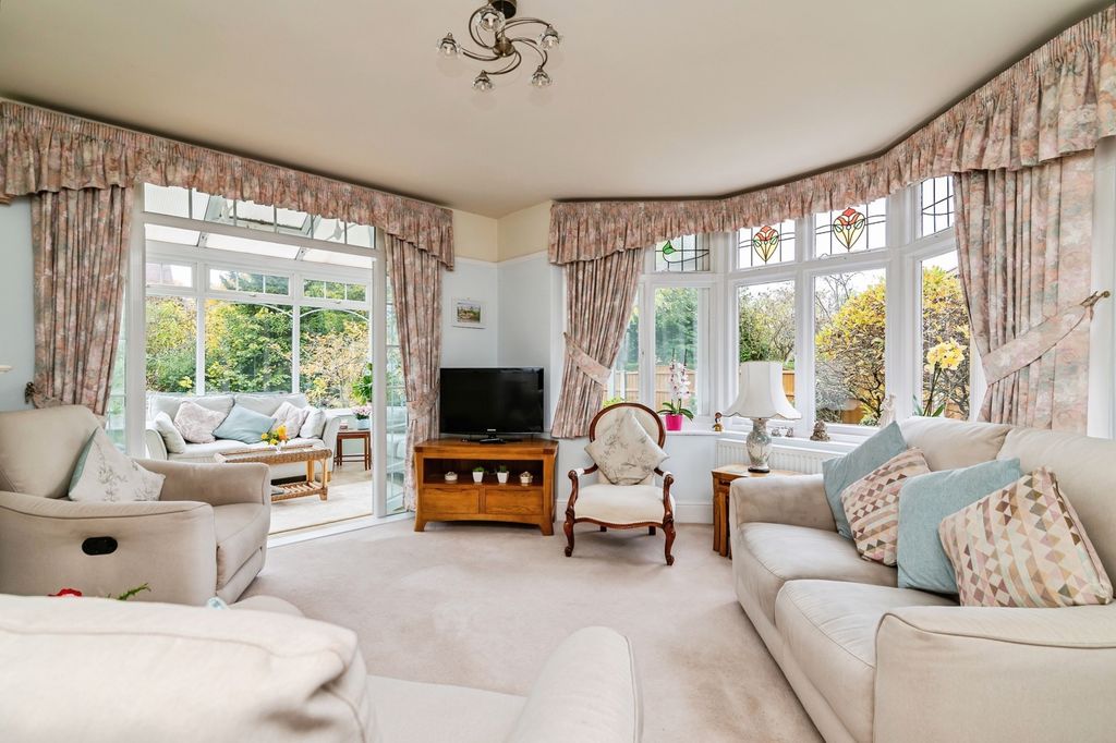 Property photo 3 of 26 Photo