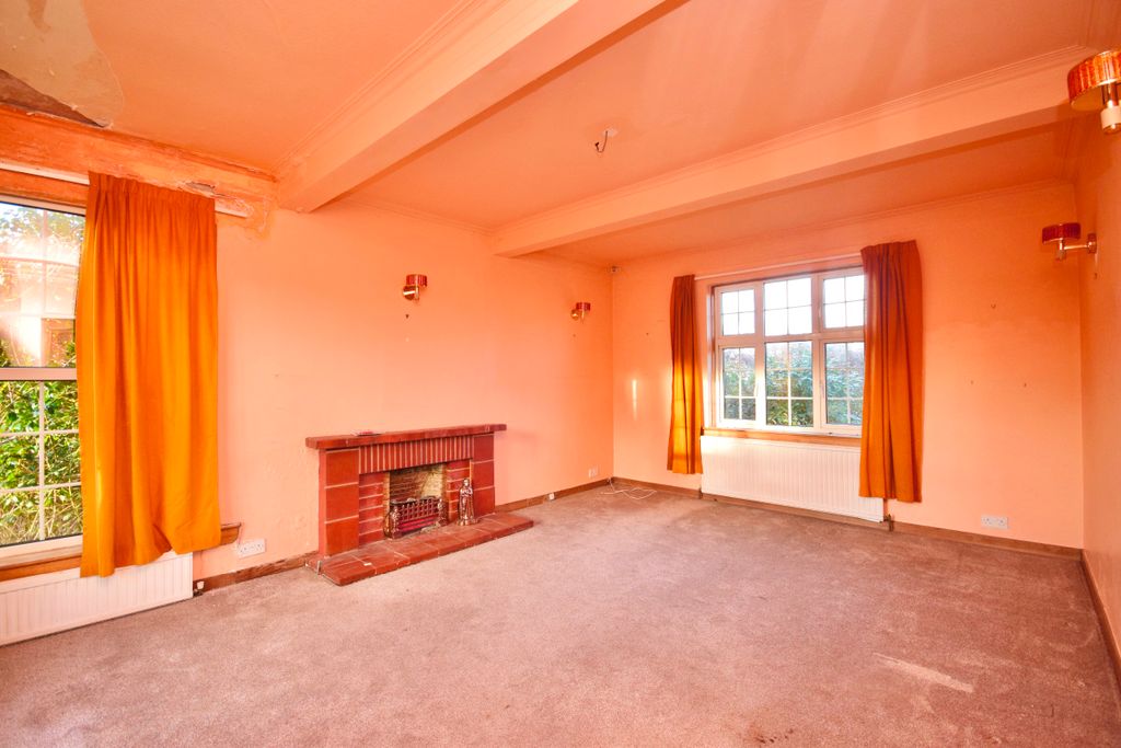 Property photo 2 of 27