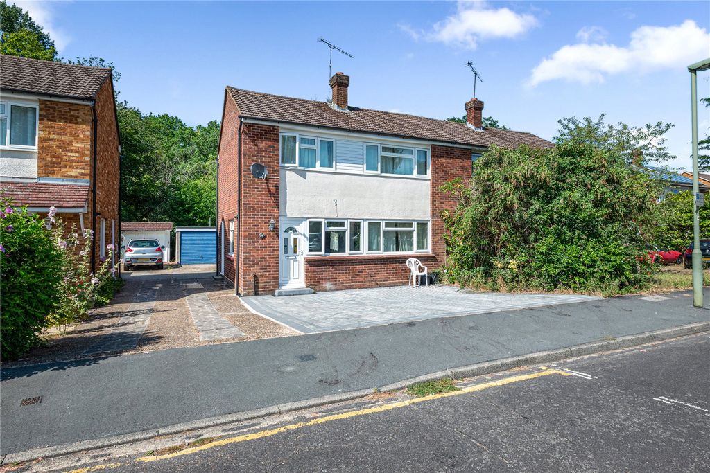 Property photo 1 of 24 Picture No. 23