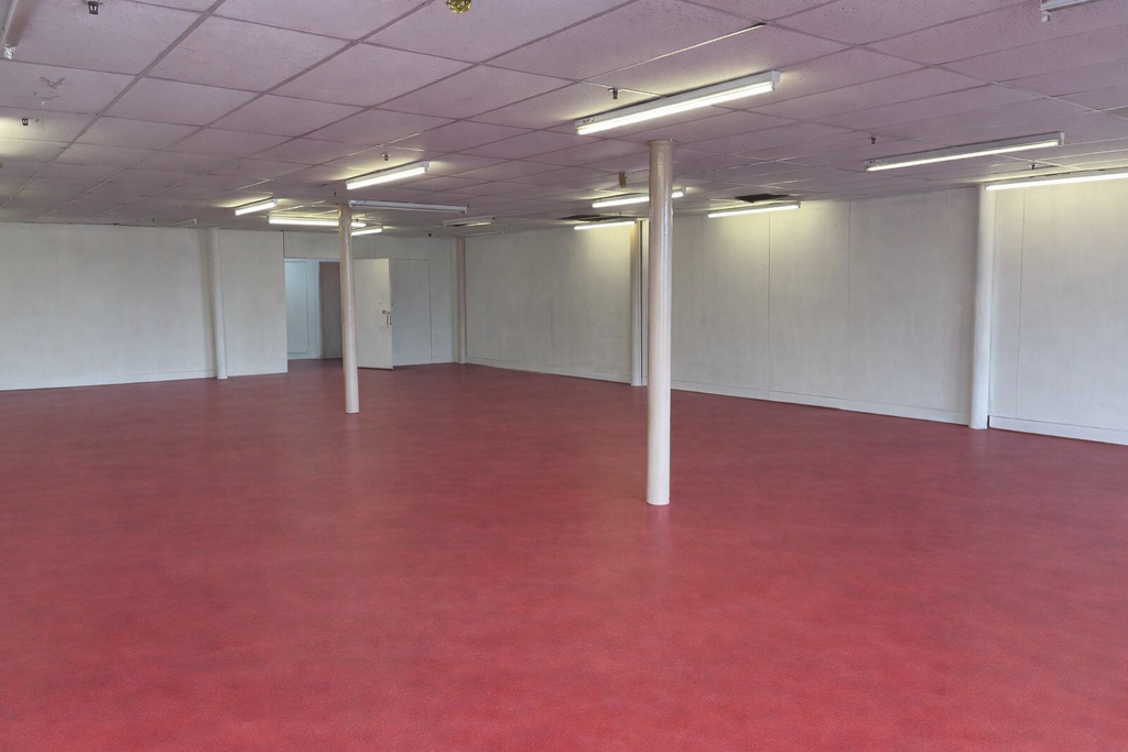 Property photo 2 of 6