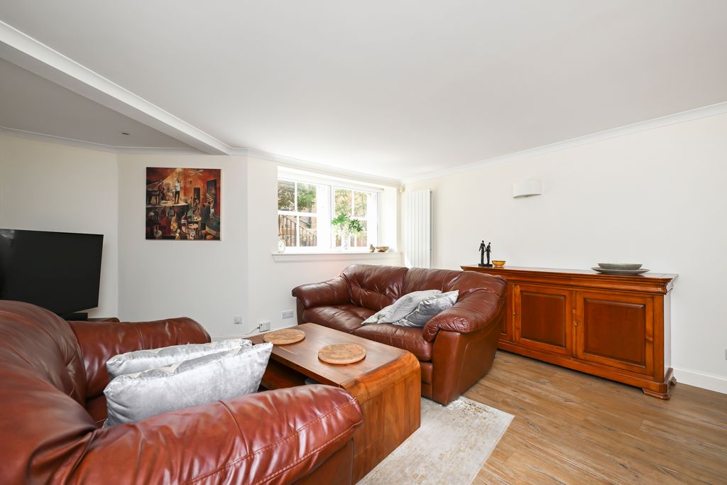Property photo 3 of 19 Property Image 3