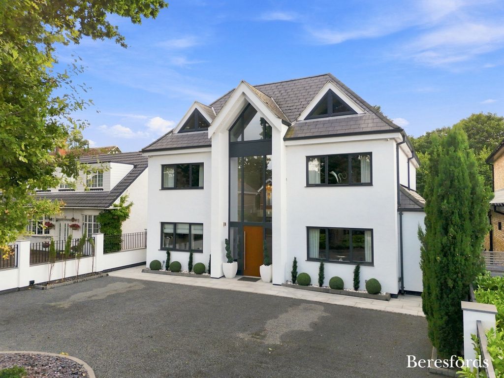 Property photo 1 of 35 Picture No. 37