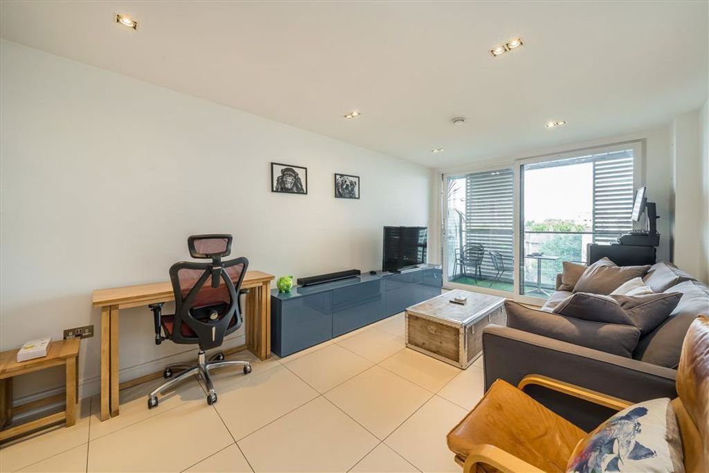 Property photo 2 of 7