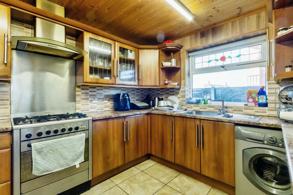 Property photo 3 of 15 Photography